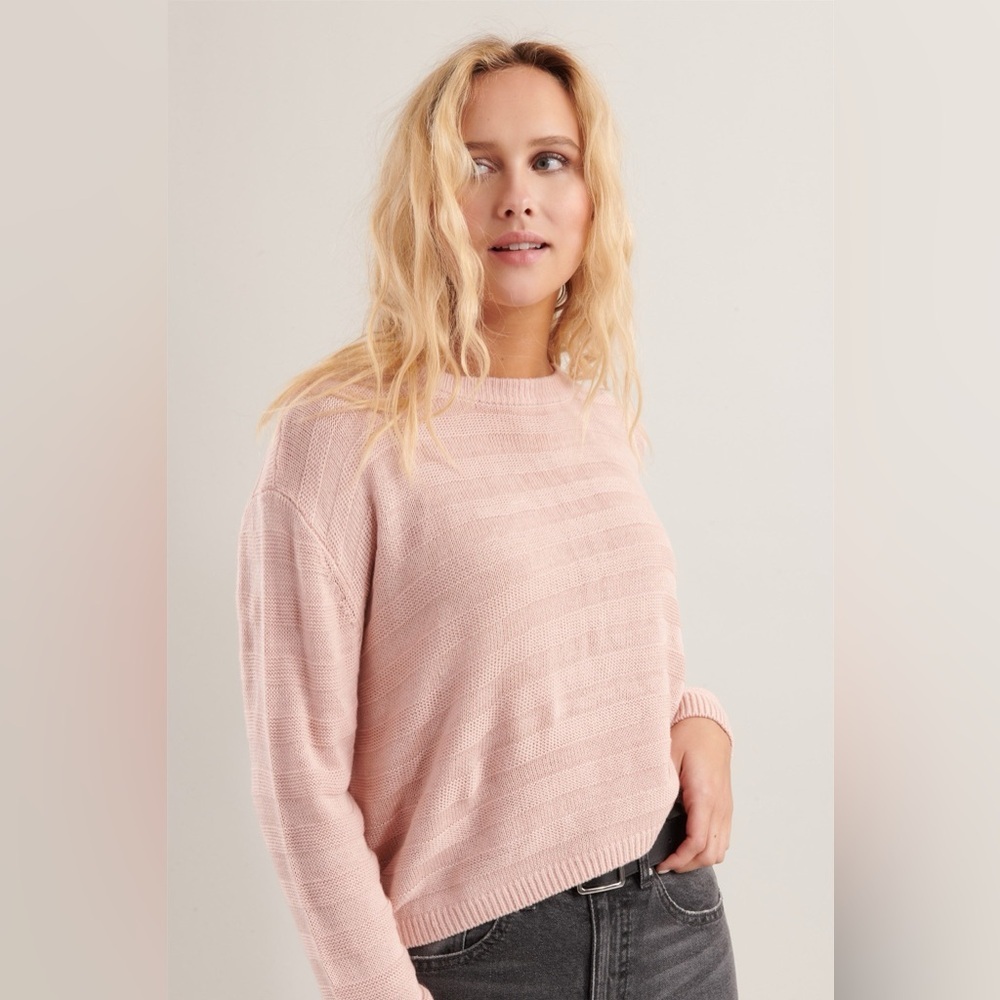 Garage‎ Light Pink Knit Sweater